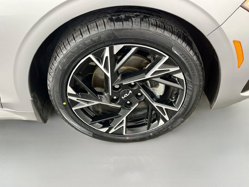 Used 2025 Kia K5 GT-Line w/ GT-Line Premium Package AWD/4WD image 34