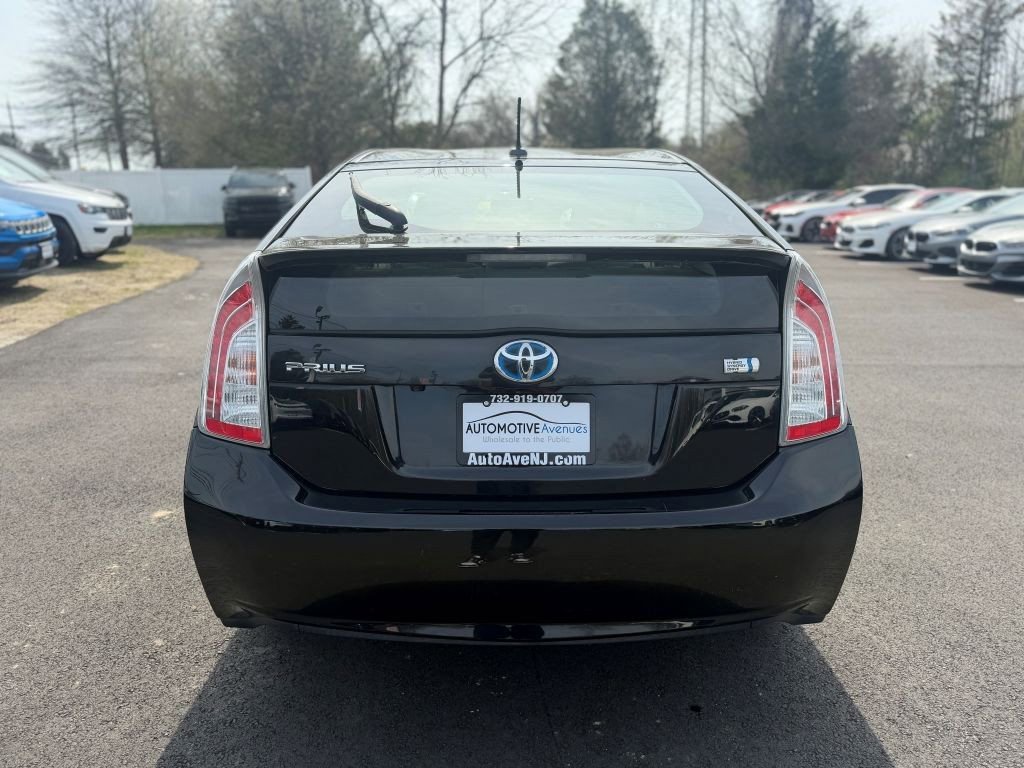Used 2015 Toyota Prius Three FWD image 4