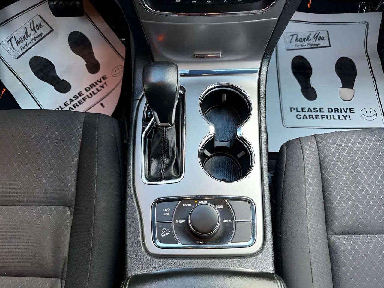 Used 2018 Jeep Grand Cherokee Laredo image 21