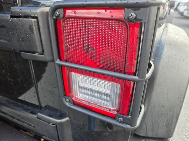 Used 2017 Jeep Wrangler Unlimited Sport image 13