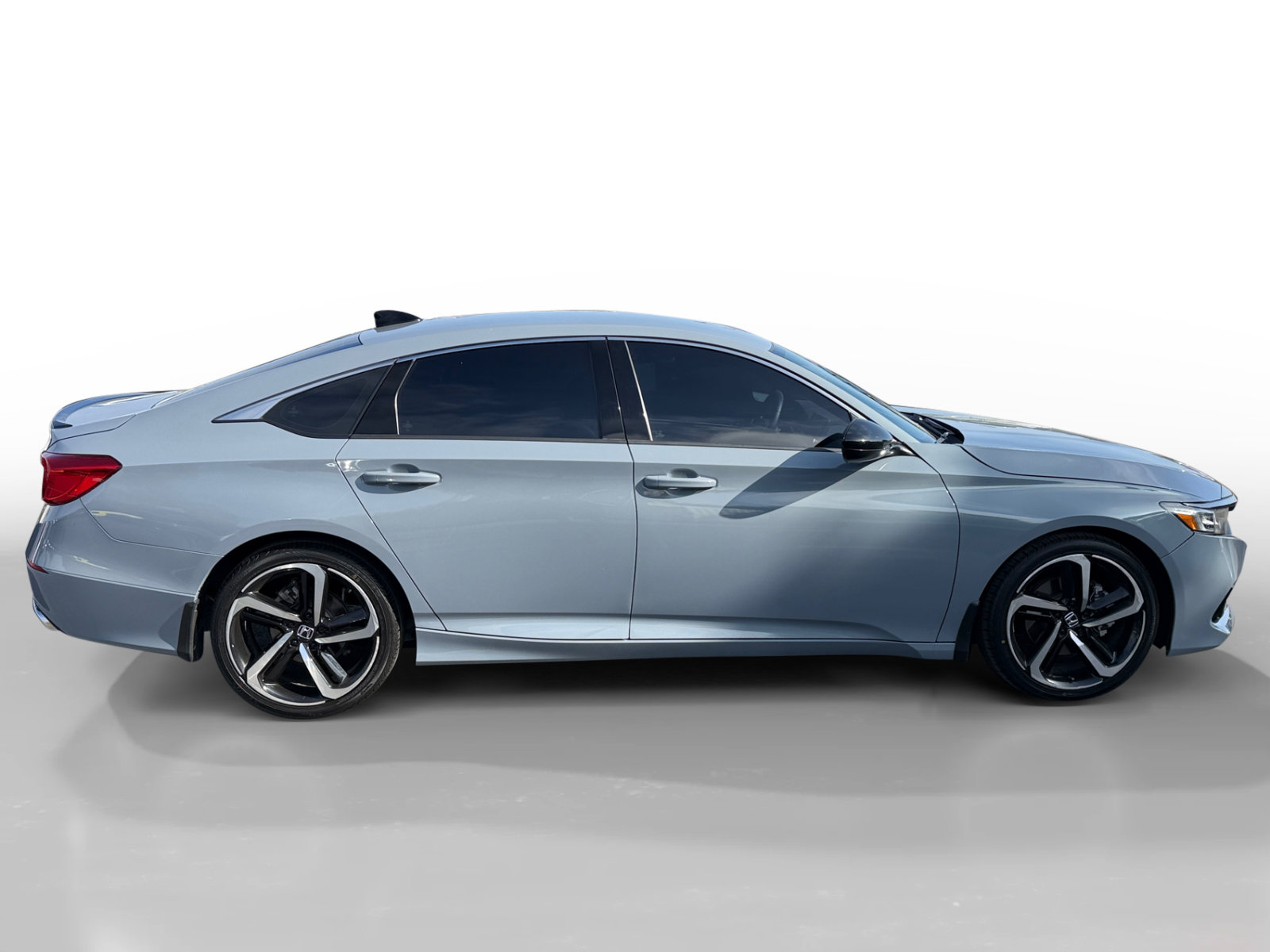 Used 2022 Honda Accord Sport image 6