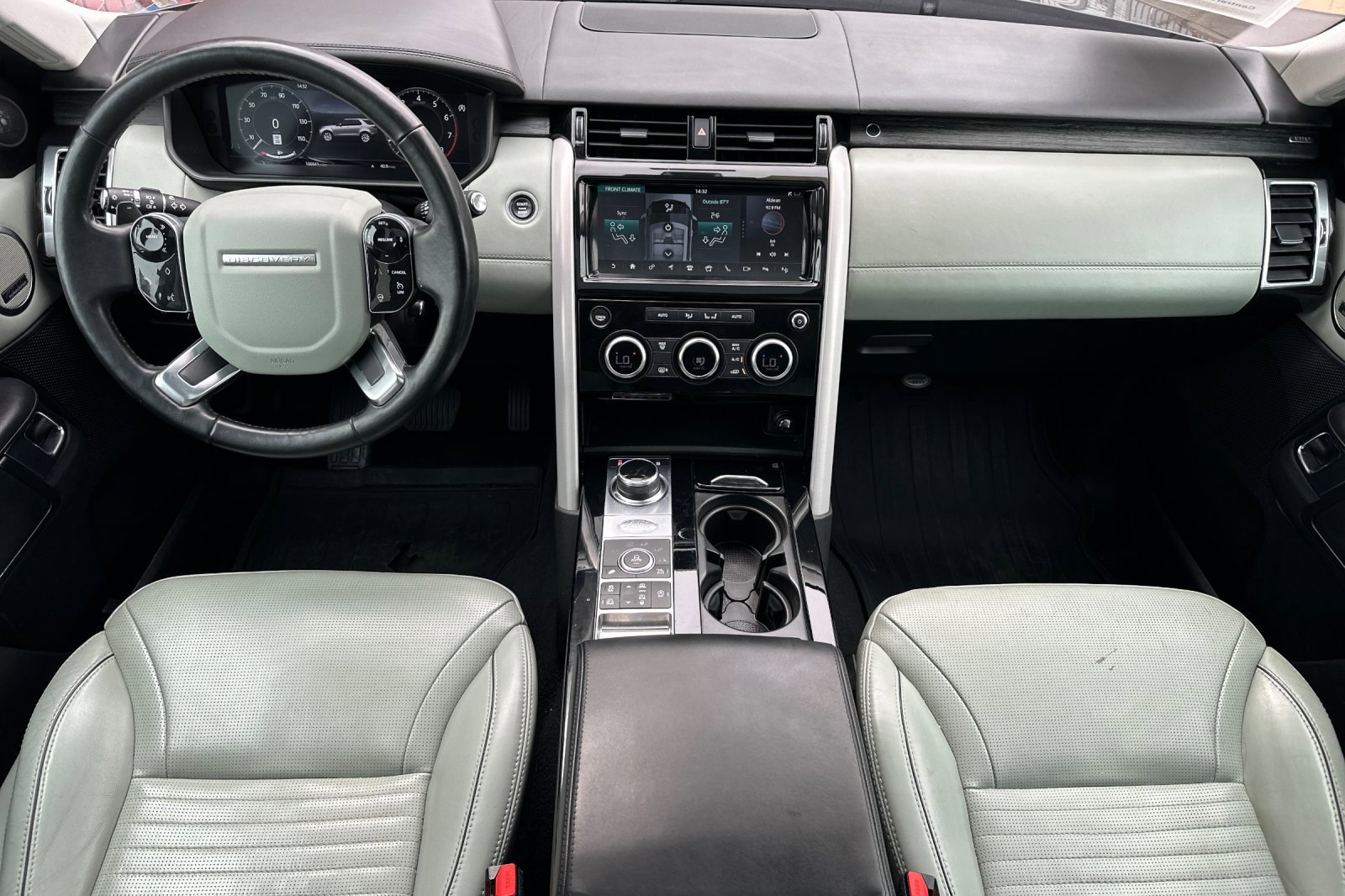 Used 2020 Land Rover Discovery HSE Luxury image 13