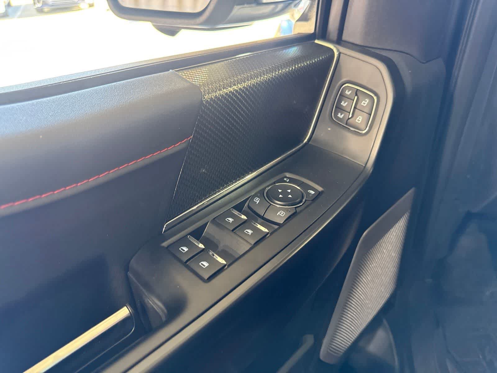 Used 2025 Ford F150 Raptor AWD/4WD image 18