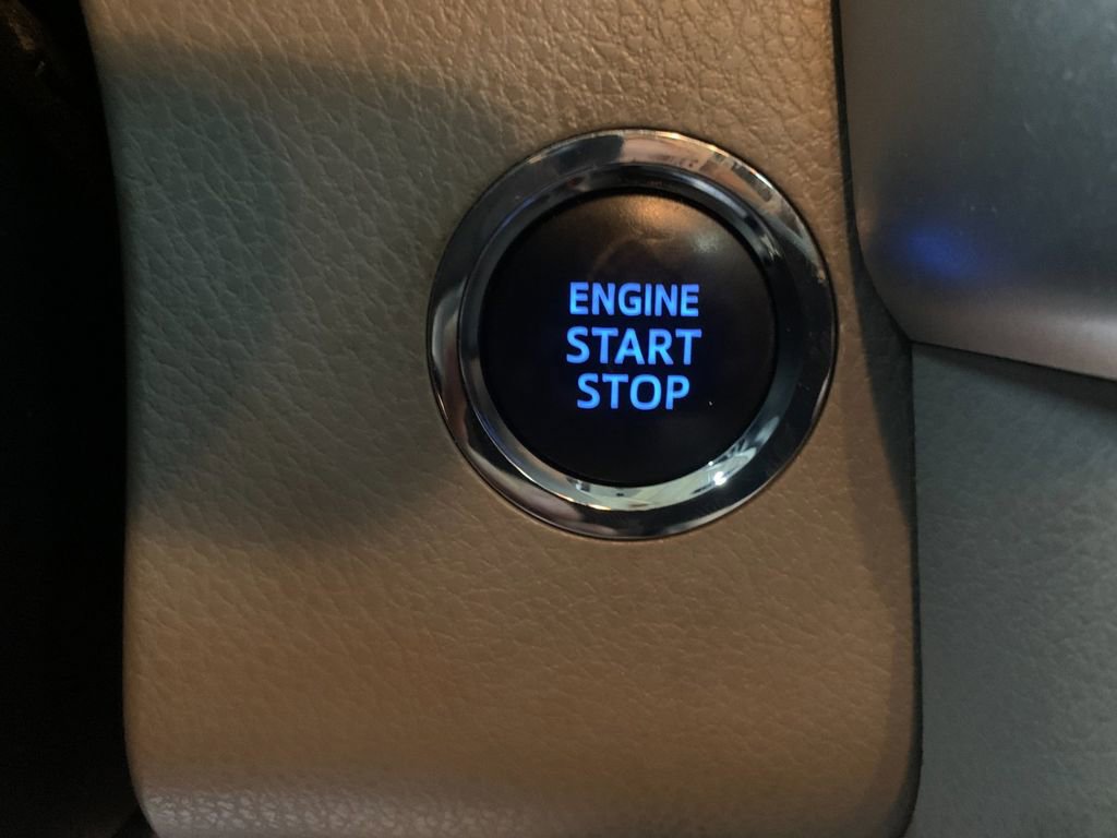 Used 2015 Toyota Highlander Limited Platinum image 28