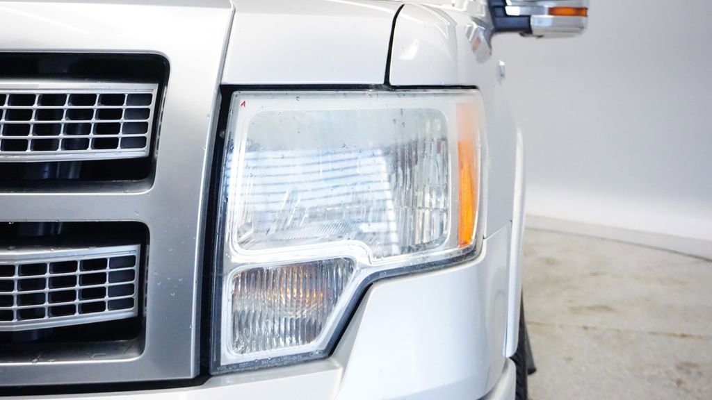Used 2010 Ford F150 Platinum image 9