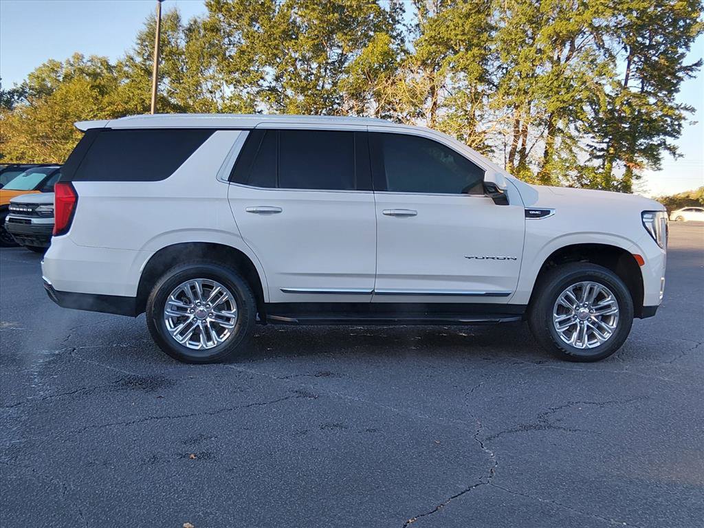 Used 2021 GMC Yukon SLT w/ SLT Luxury Plus Package RWD image 3