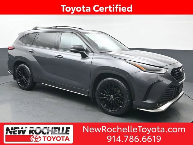Certified 2023 Toyota Highlander XSE image 1