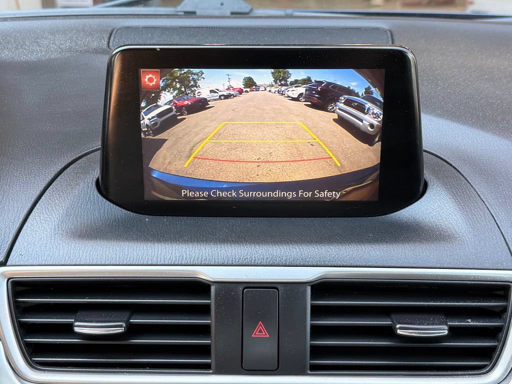 Used 2018 MAZDA MAZDA3 Touring FWD image 27