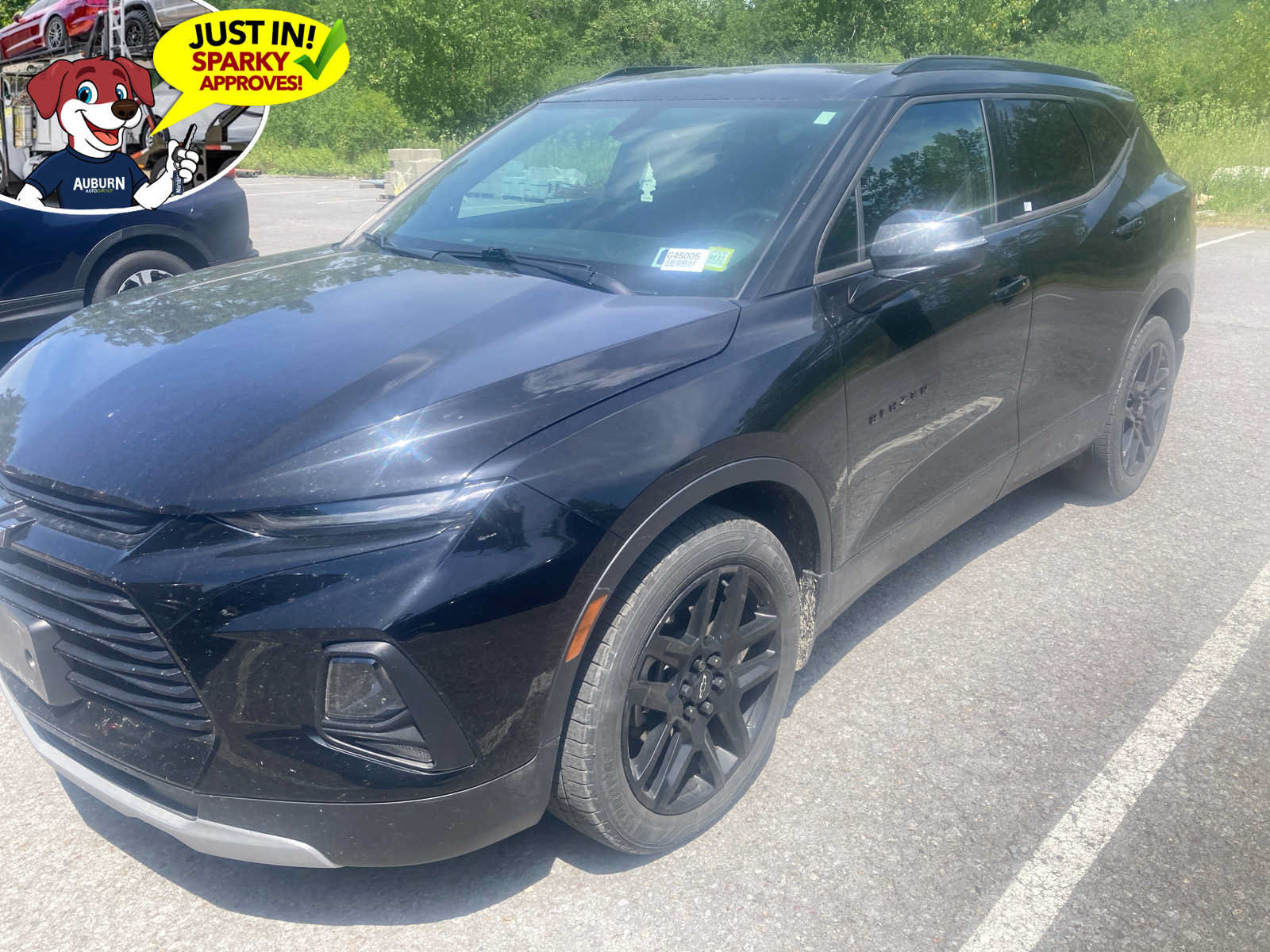 Used 2019 Chevrolet Blazer LT AWD/4WD image 2