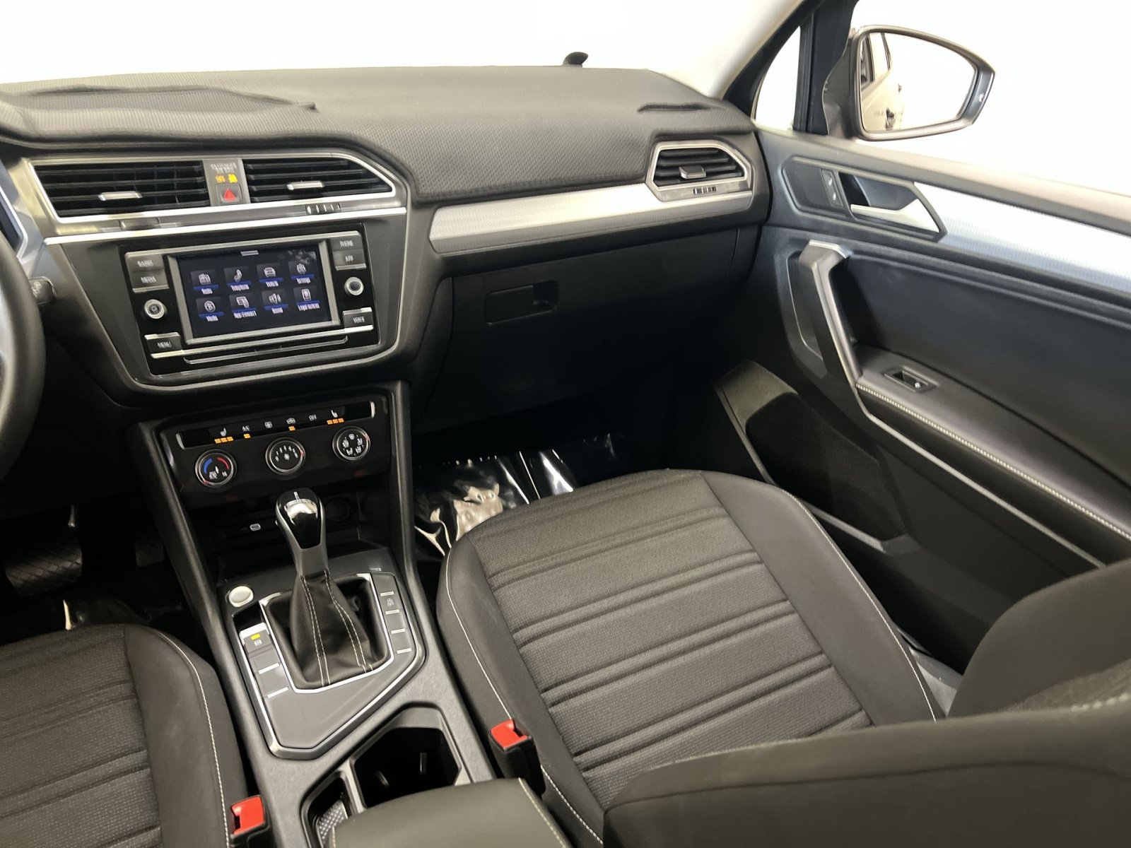 Used 2023 Volkswagen Tiguan S w/ Driver Assistance Package FWD image 31