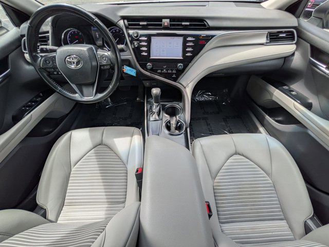 Used 2019 Toyota Camry SE FWD image 17