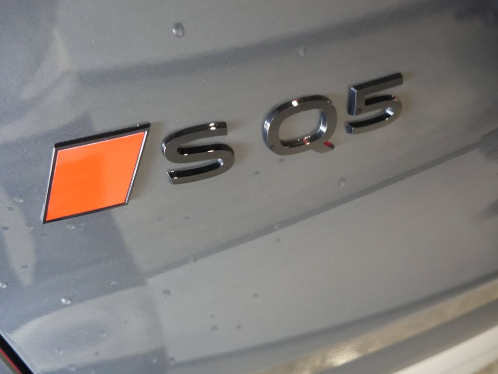 New 2026 Audi SQ5 Premium Plus AWD/4WD image 9