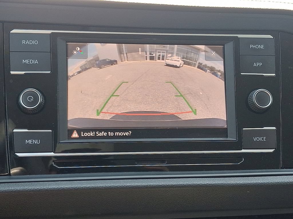 Used 2024 Volkswagen Jetta SE FWD image 17