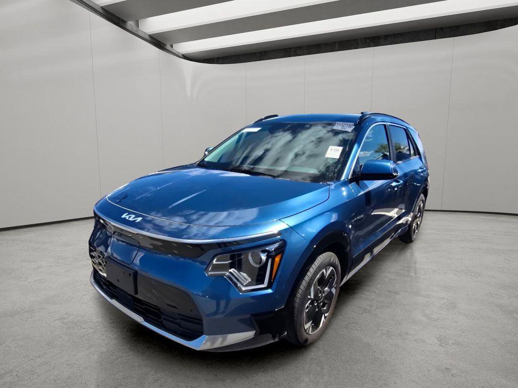Used 2024 Kia Niro Wind w/ Wind Preserve Package FWD image 1