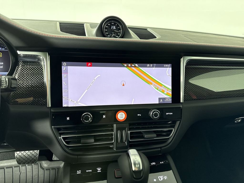 New 2026 Porsche Macan GTS AWD/4WD image 27