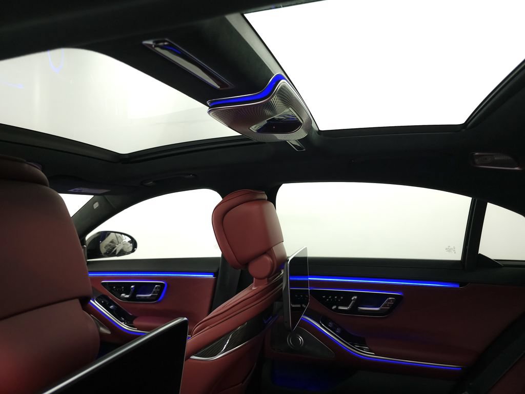 Used 2024 Mercedes-Benz S 63 AMG S image 27