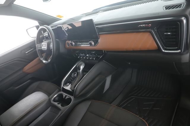 Used 2024 GMC Canyon AT4 image 28