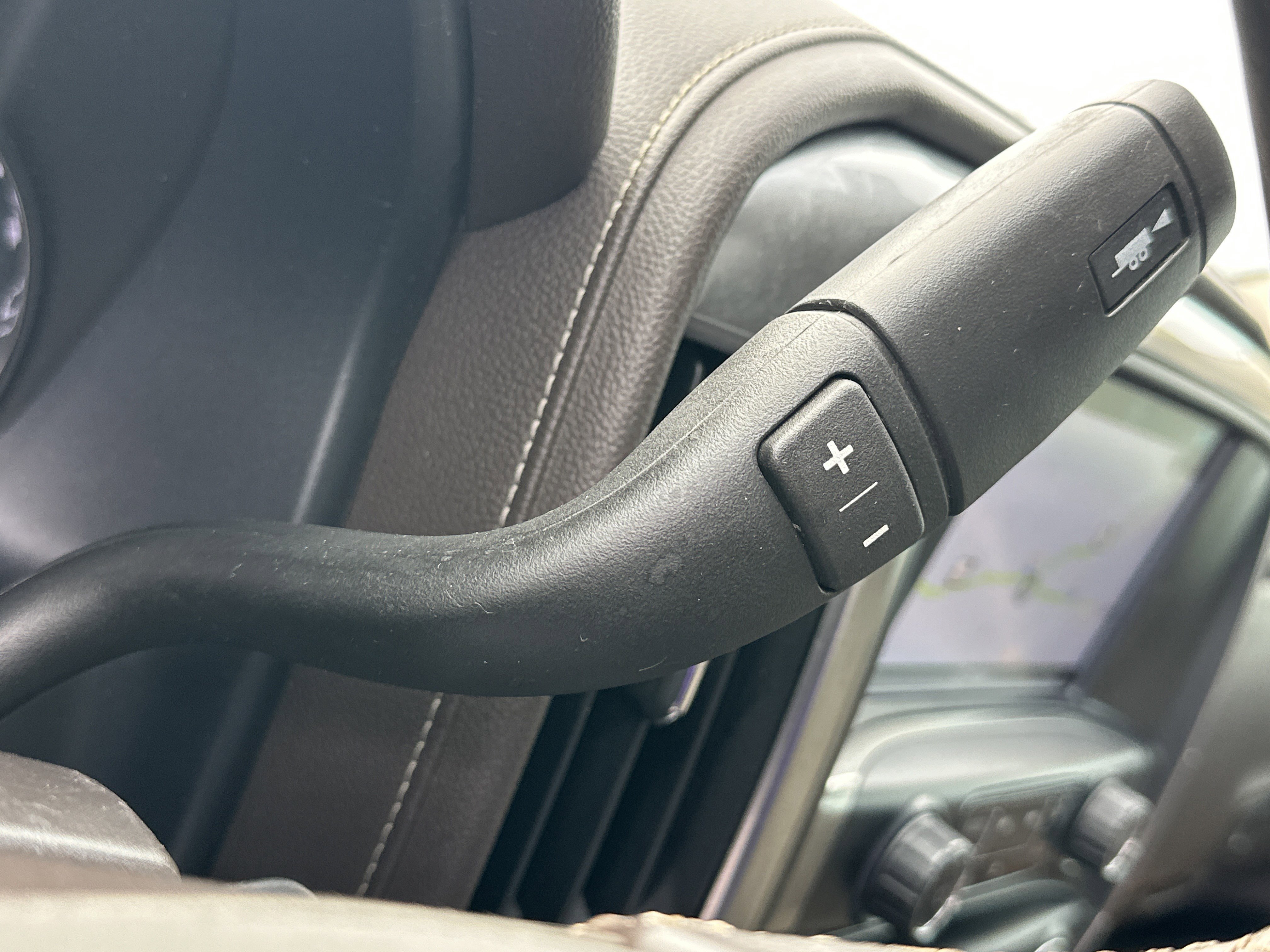 Certified 2017 Chevrolet Silverado 1500 LTZ w/ Sport Package image 31