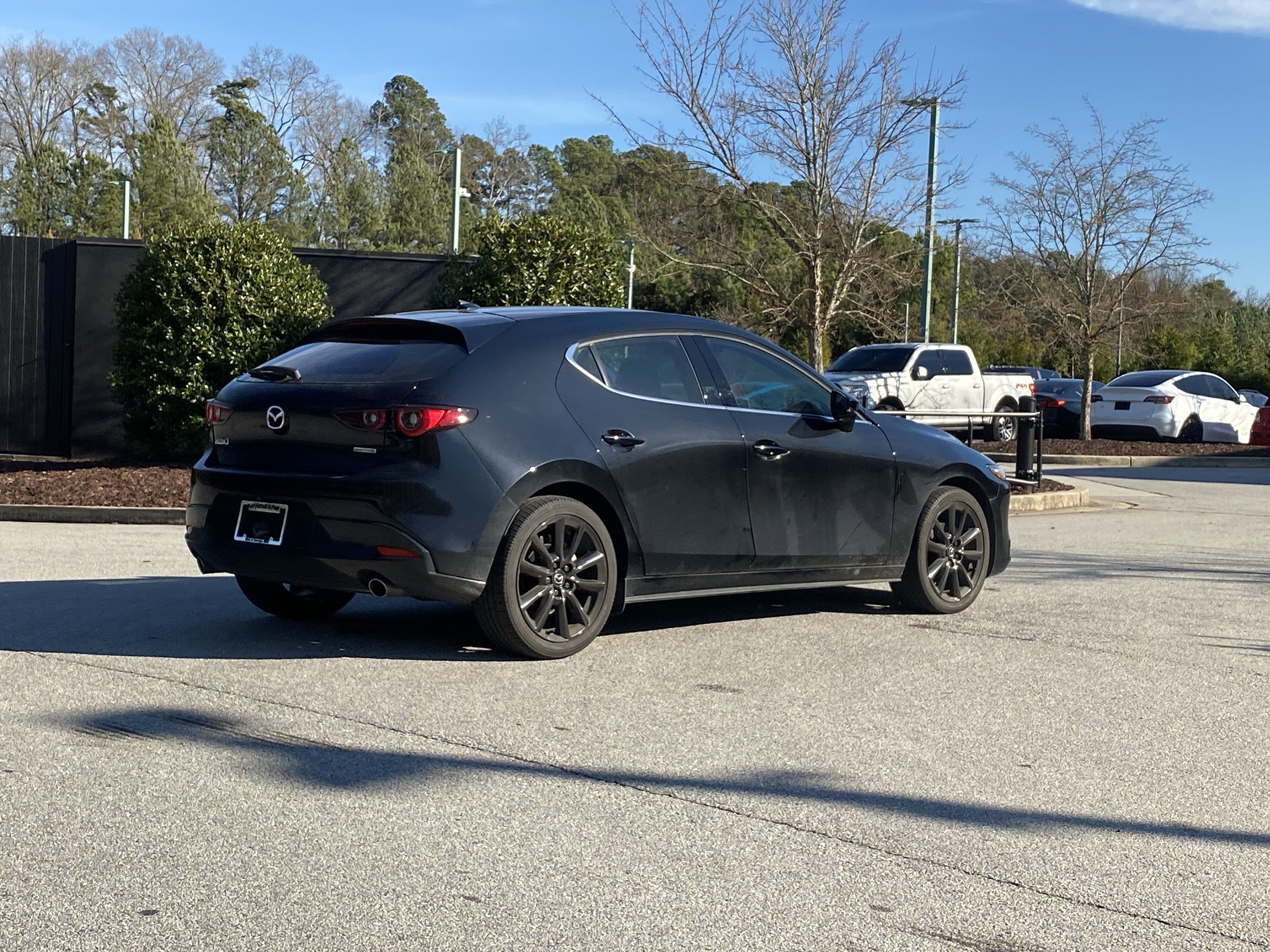 Used 2025 MAZDA MAZDA3 2.5 S Hatchback w/ Premium Pkg image 3