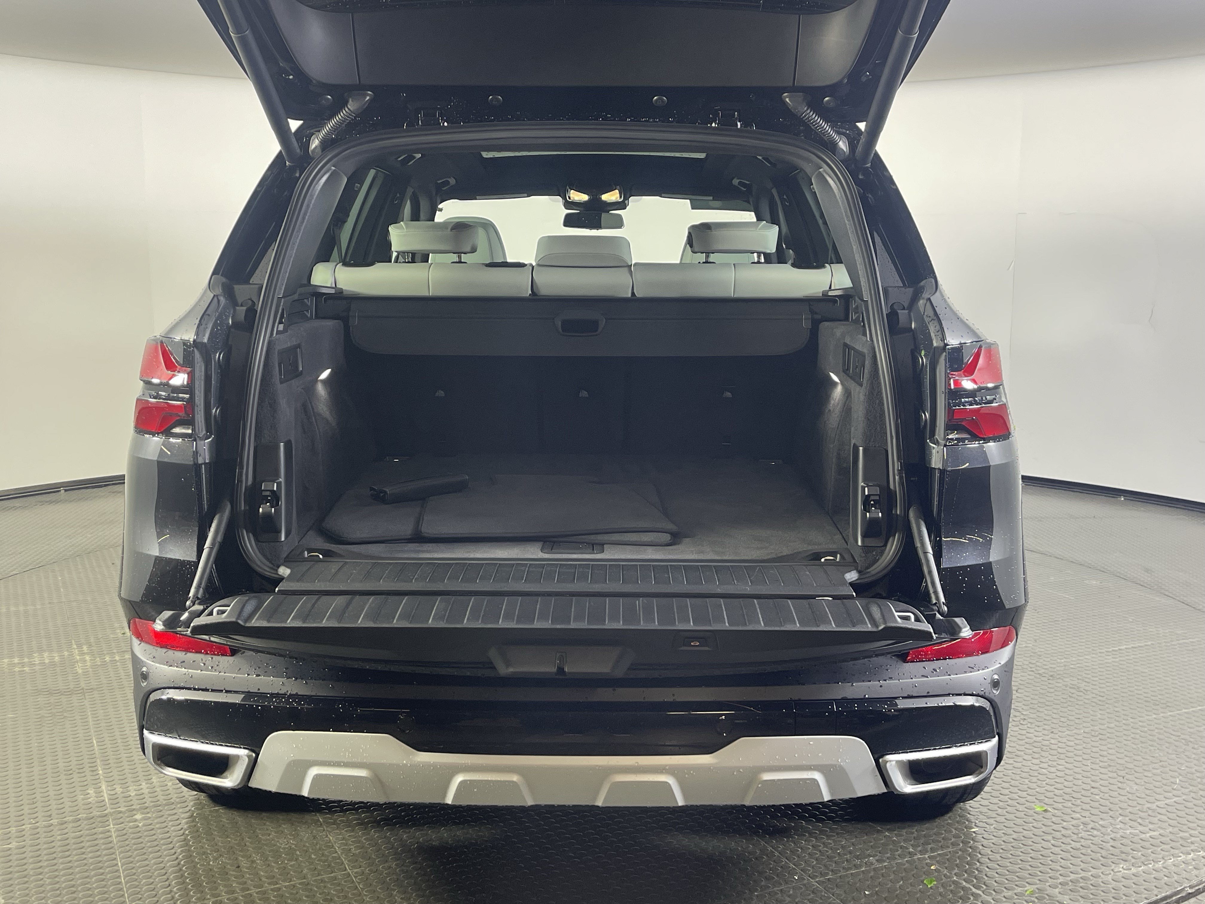 Certified 2026 BMW X5 xDrive40i AWD/4WD image 8