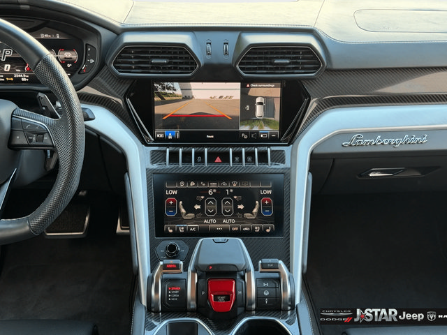 Used 2022 Lamborghini Urus AWD/4WD image 15