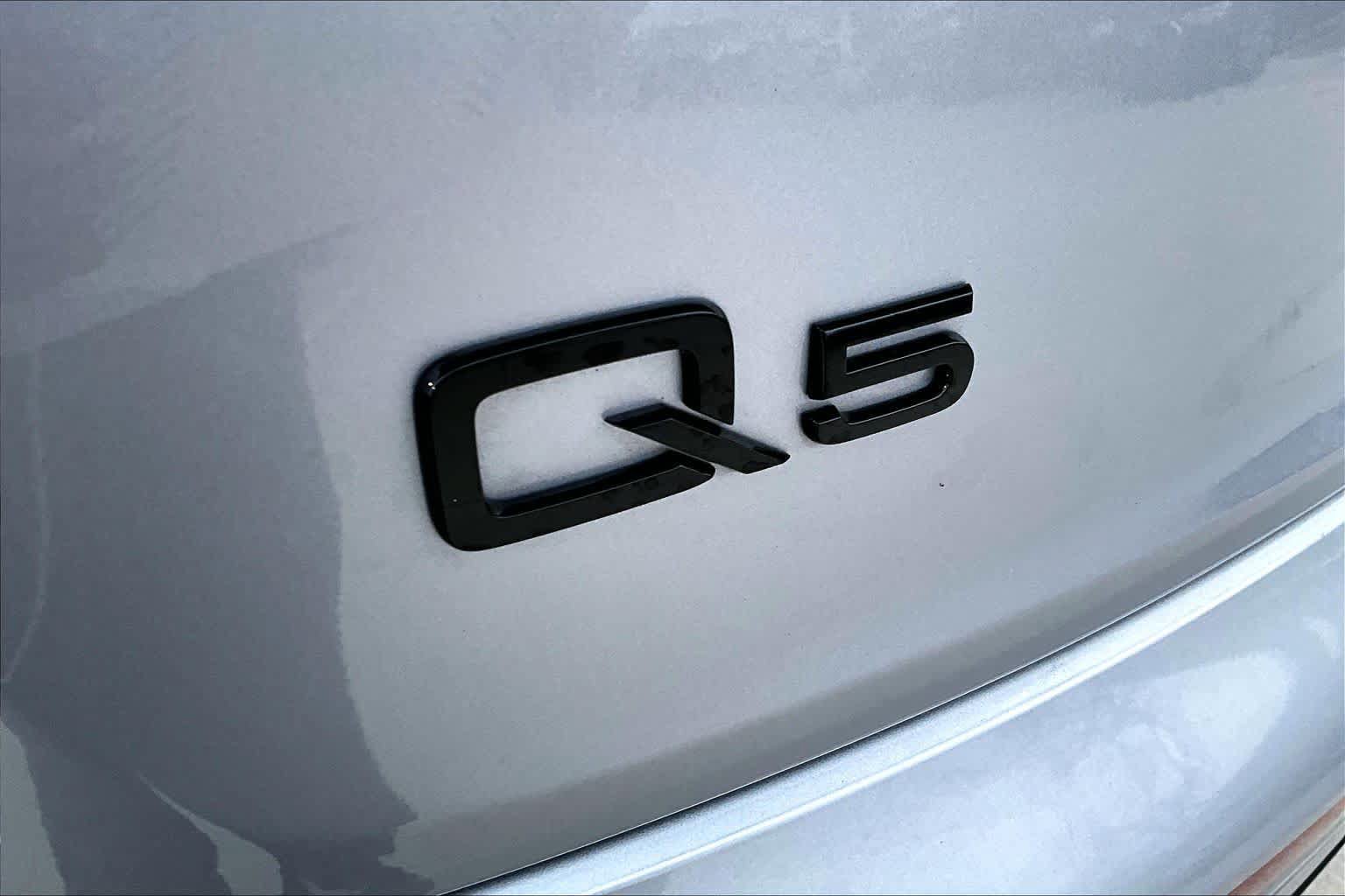 Used 2024 Audi Q5 2.0T Prestige w/ Prestige Package AWD/4WD image 34