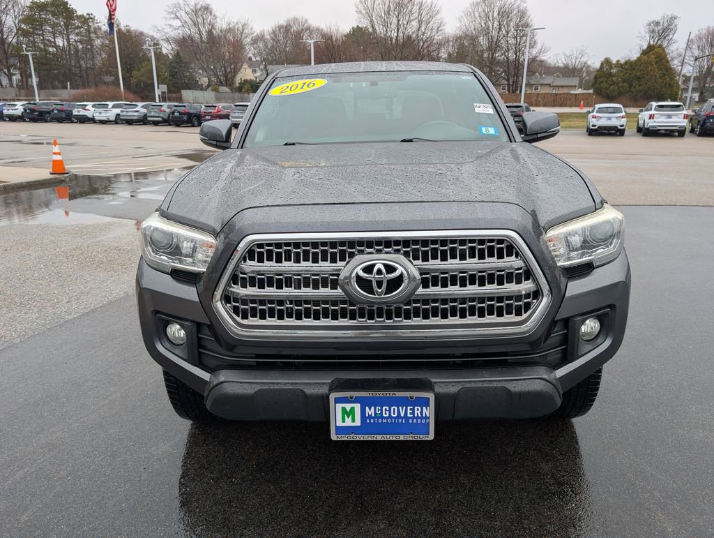 Used 2016 Toyota Tacoma TRD Off-Road w/ Towing Package image 8