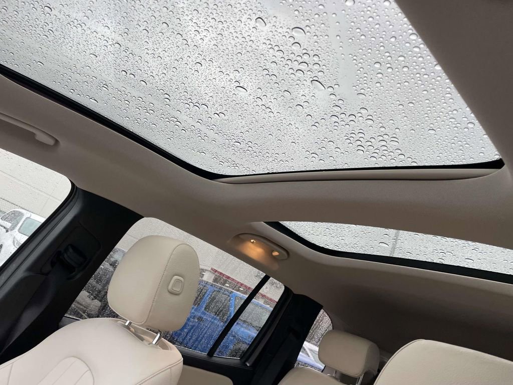 Used 2022 Mercedes-Benz GLB 250 image 29