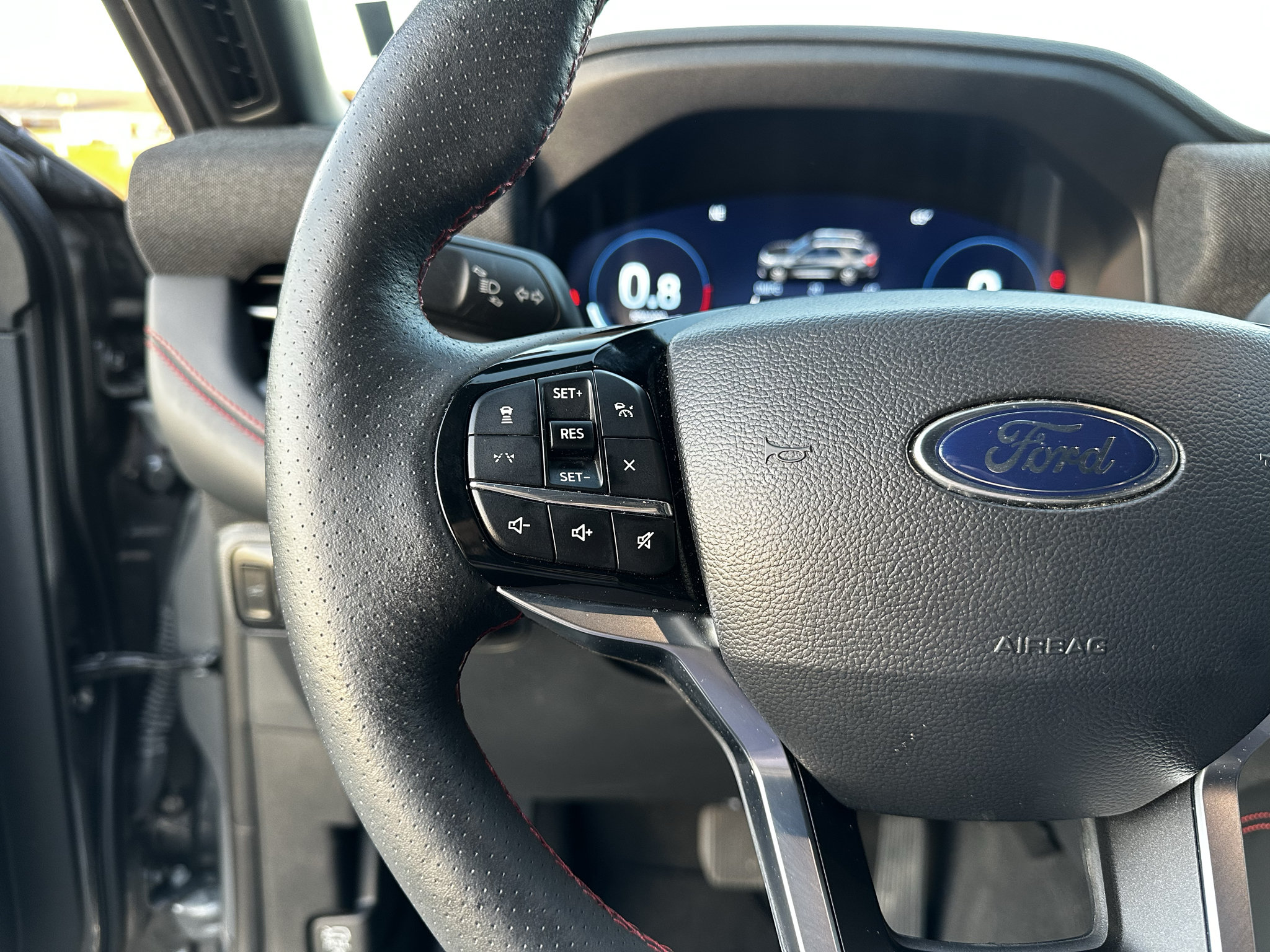 Used 2026 Ford Explorer ST-Line AWD/4WD image 14