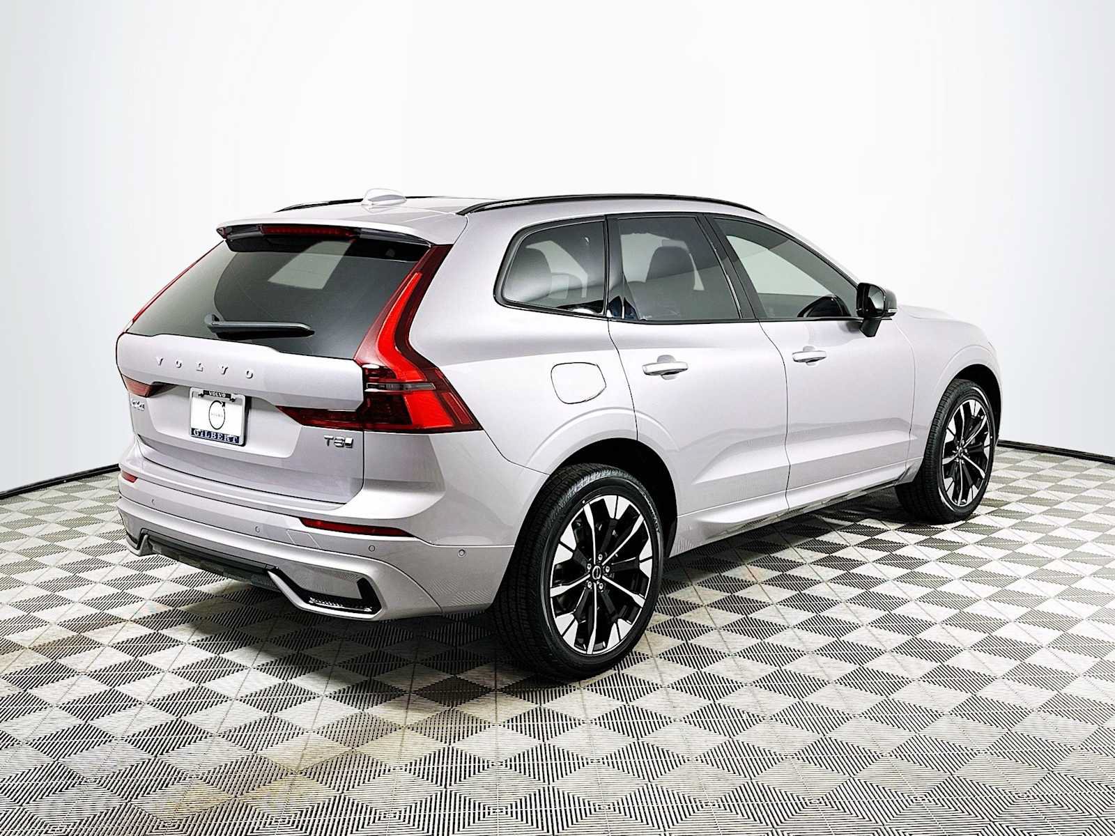 New 2026 Volvo XC60 T8 Plus w/ Protection Package AWD/4WD image 7