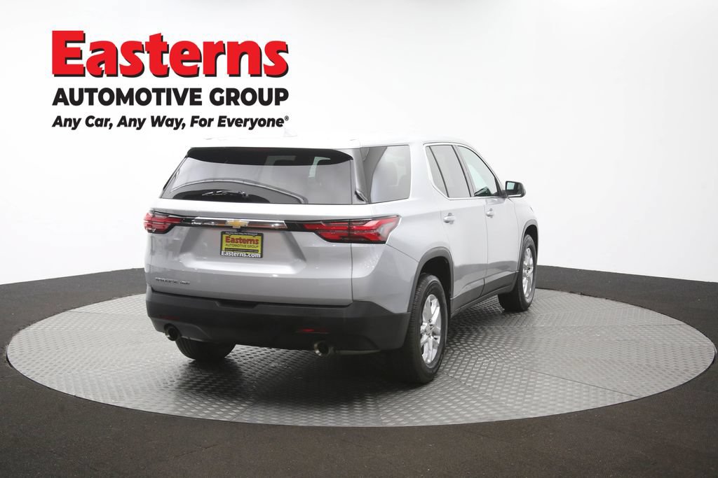 Used 2022 Chevrolet Traverse LS AWD/4WD image 38