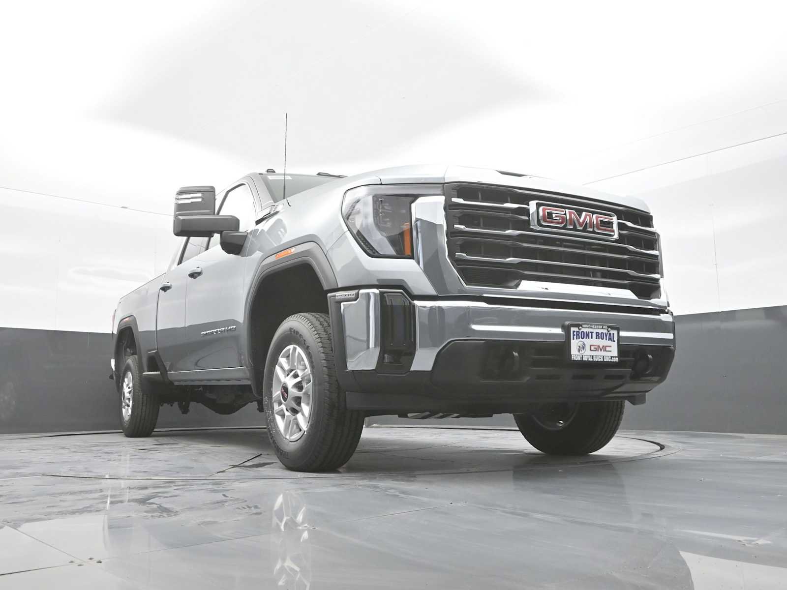 New 2026 GMC Sierra 2500 SLE w/ Preferred Package AWD/4WD image 36