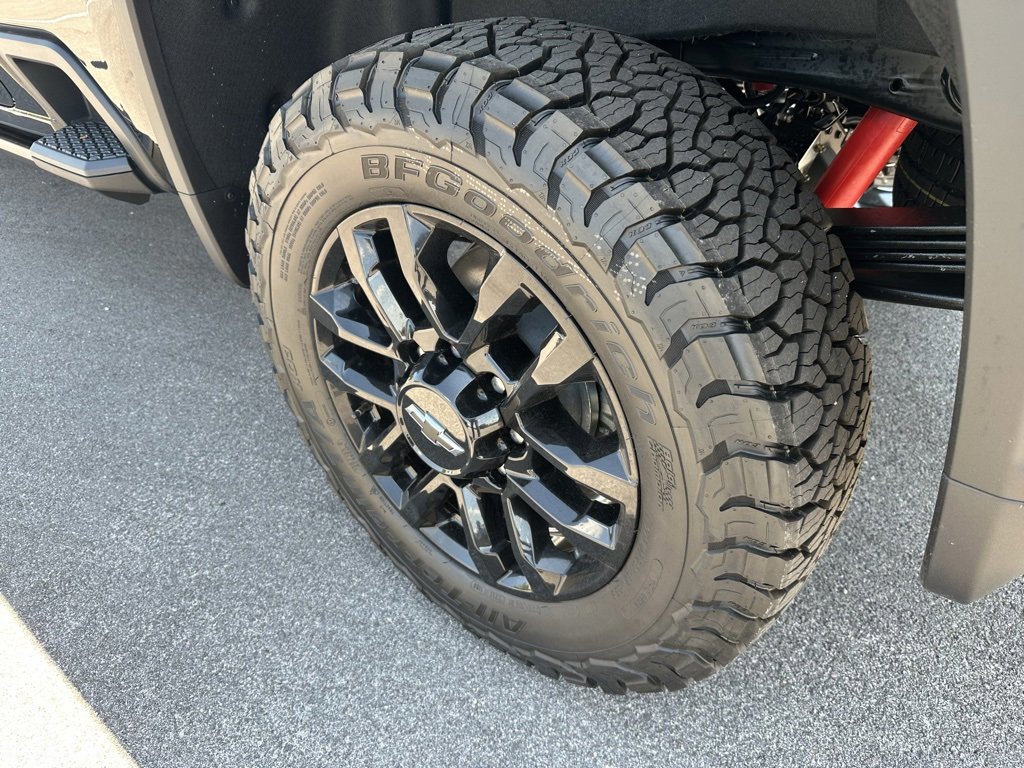 New 2025 Chevrolet Silverado 2500 High Country w/ Midnight Edition image 11