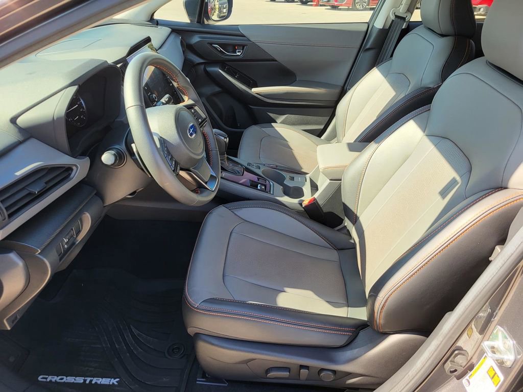 Certified 2025 Subaru Crosstrek 2.5i Limited w/ Crosstrek Mirror Package image 21