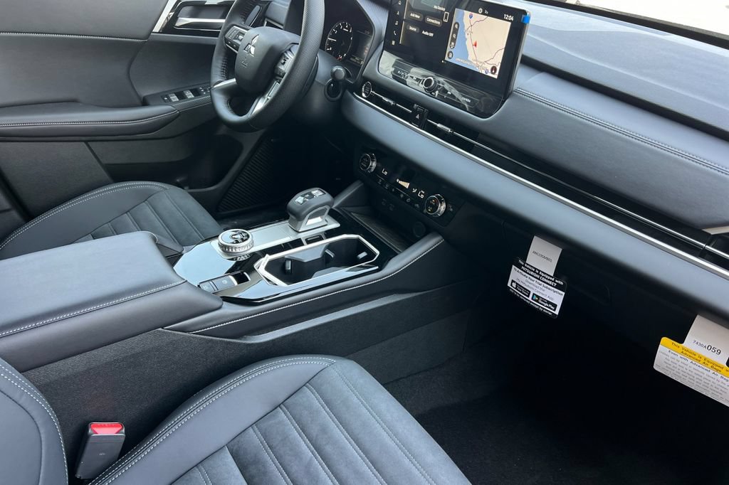 New 2026 Mitsubishi Outlander SE FWD image 17