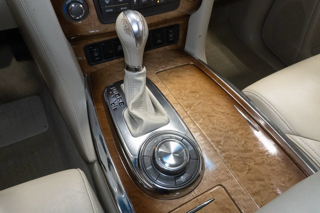Used 2011 INFINITI QX56 4WD w/ Theater Pkg image 19