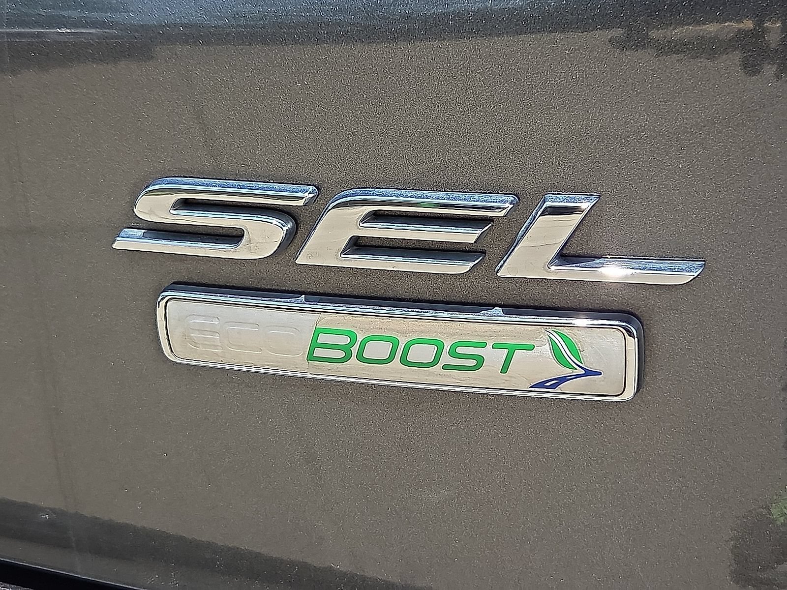 Used 2019 Ford Edge SEL w/ Equipment Group 201A FWD image 9