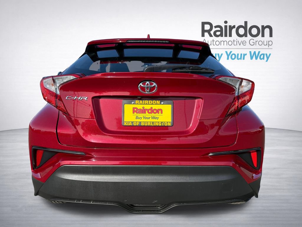 Used 2019 Toyota C-HR LE FWD image 6