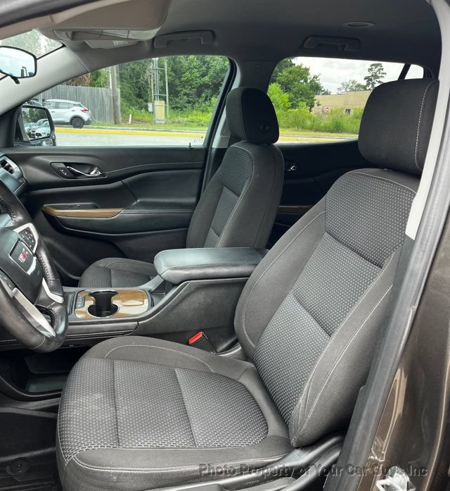 Used 2020 GMC Acadia SLE FWD image 13