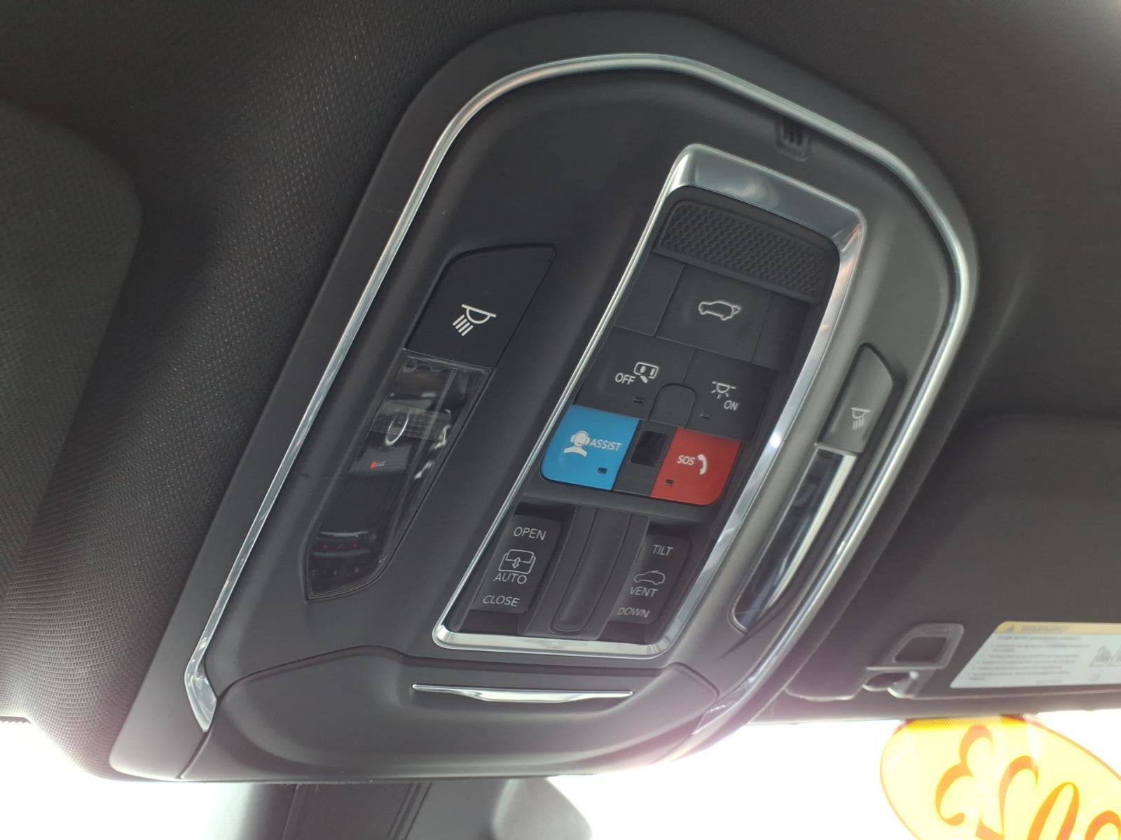 Used 2023 Jeep Grand Cherokee L Laredo AWD/4WD image 27