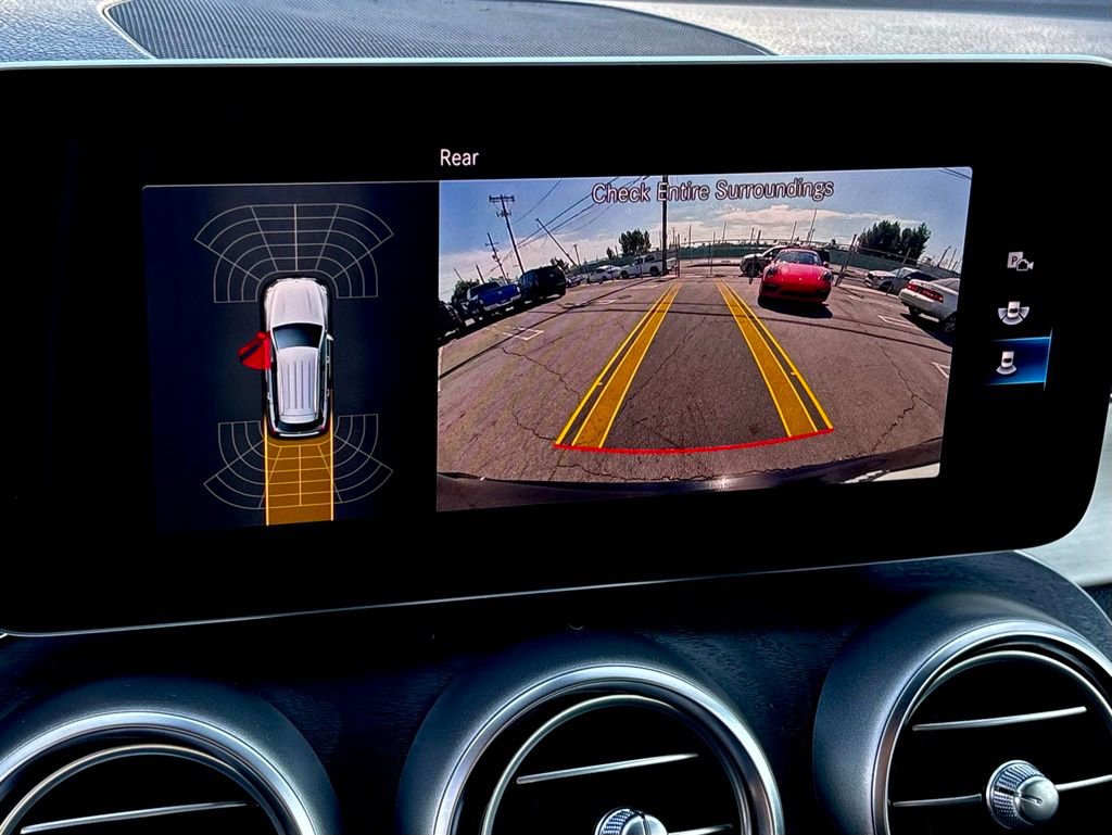 Used 2021 Mercedes-Benz GLC 300 image 22