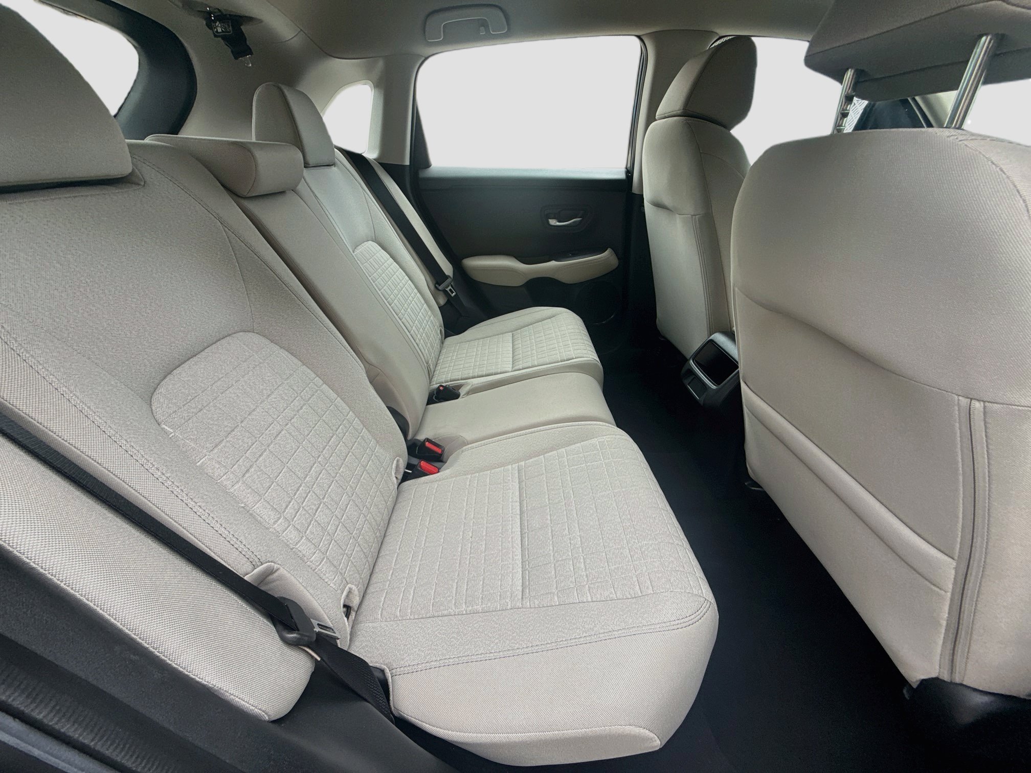 Used 2025 Honda HR-V LX image 25