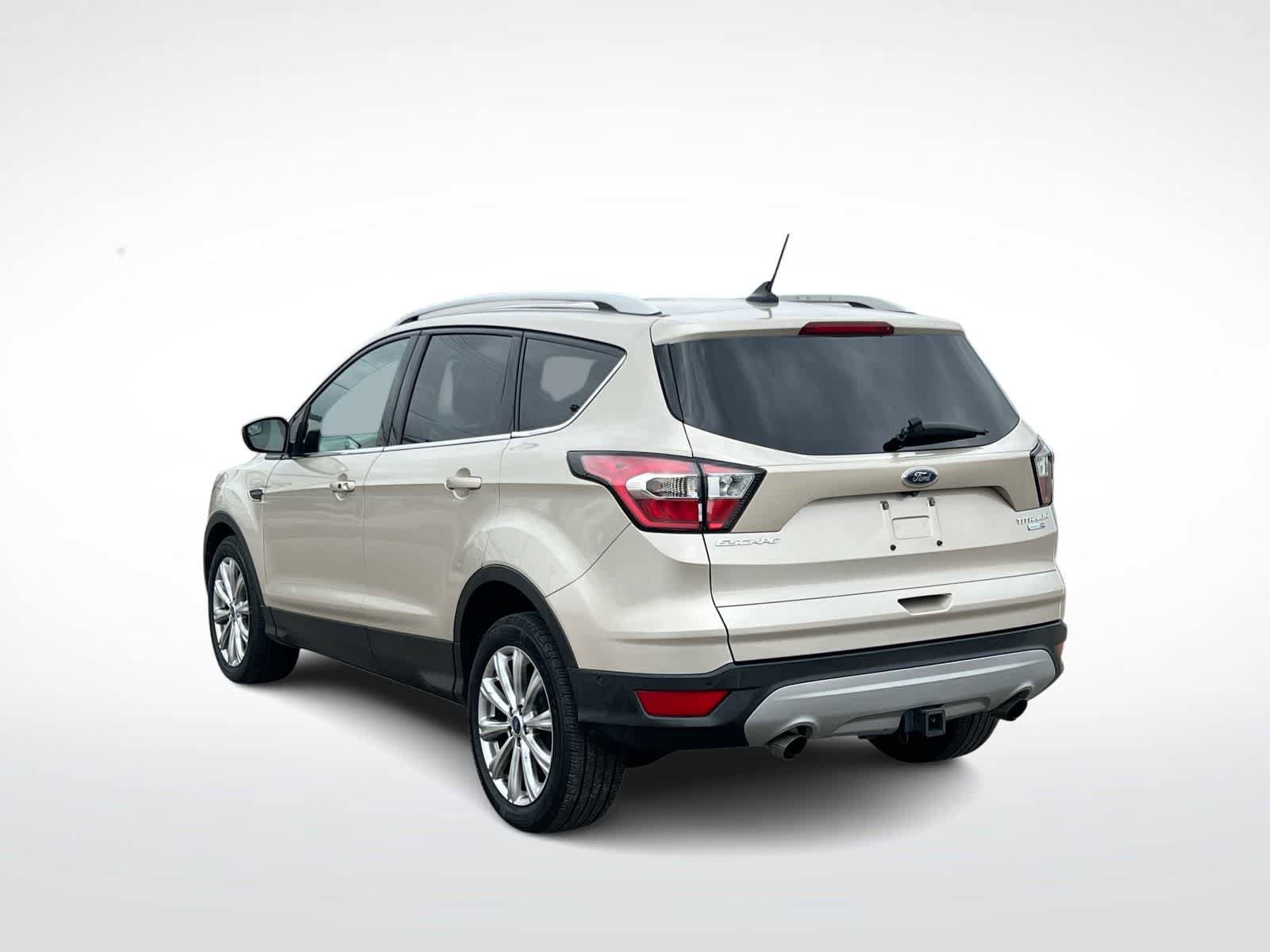 Used 2018 Ford Escape Titanium AWD/4WD image 6