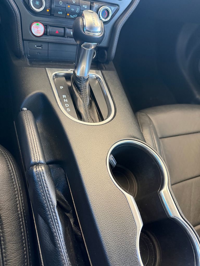 Used 2018 Ford Mustang Coupe image 11