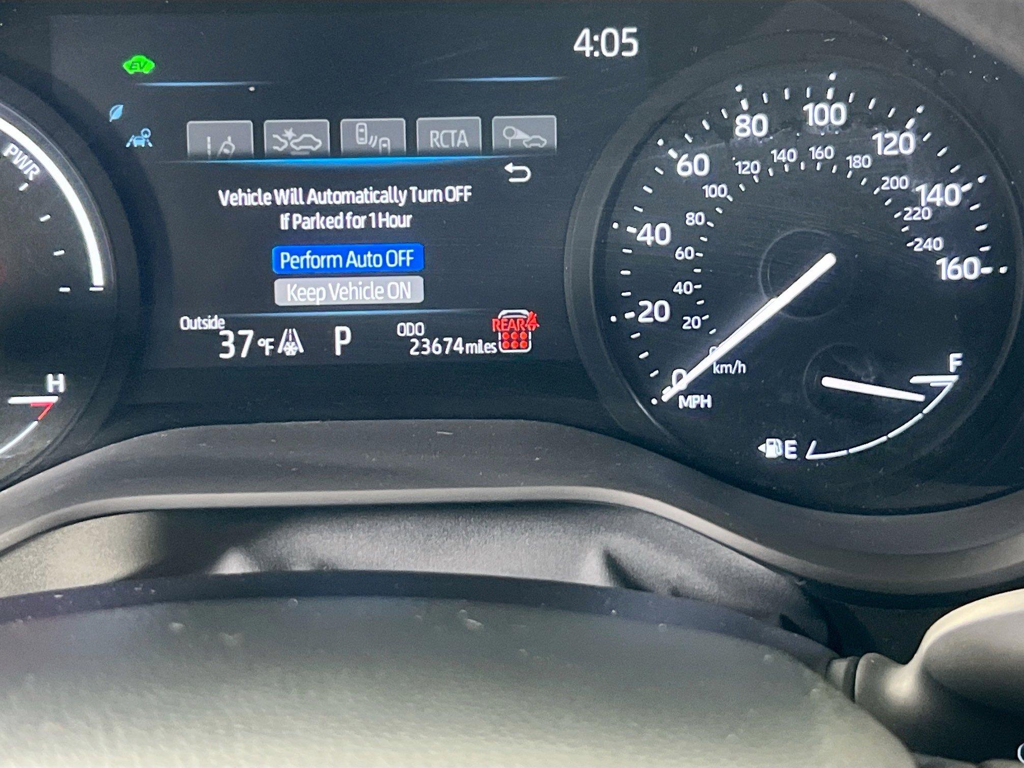 Used 2025 Toyota Sienna LE w/ LE Plus Package image 12