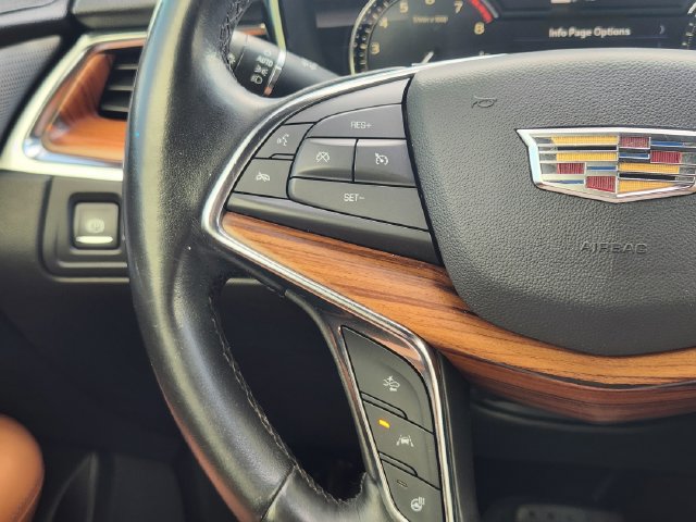 Used 2020 Cadillac XT5 Premium Luxury FWD image 31