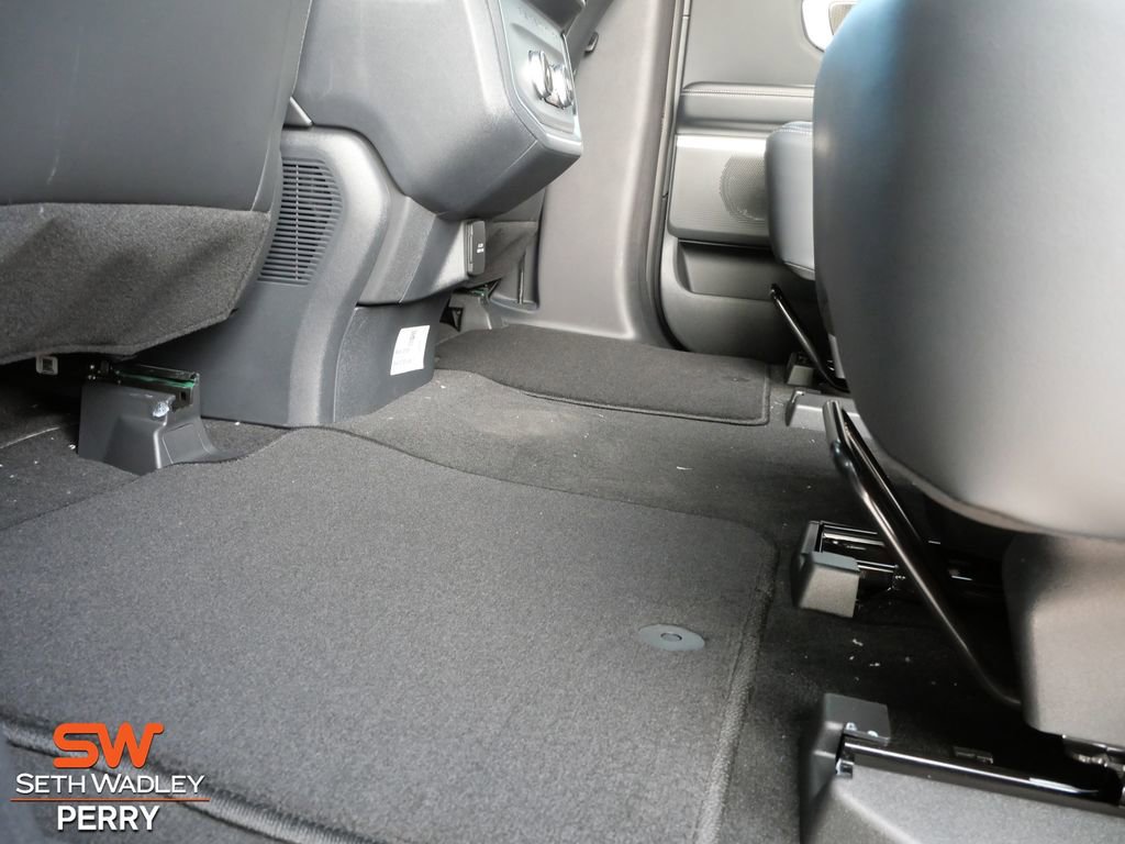 New 2026 Ford Expedition Max Platinum w/ Stealth Appearance Package image 14