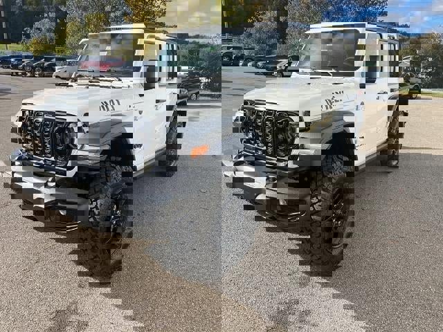 New 2025 Jeep Wrangler Unlimited Sport image 4