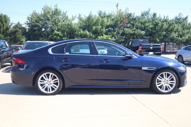 Used 2023 Jaguar XF R-Dynamic SE AWD/4WD image 5