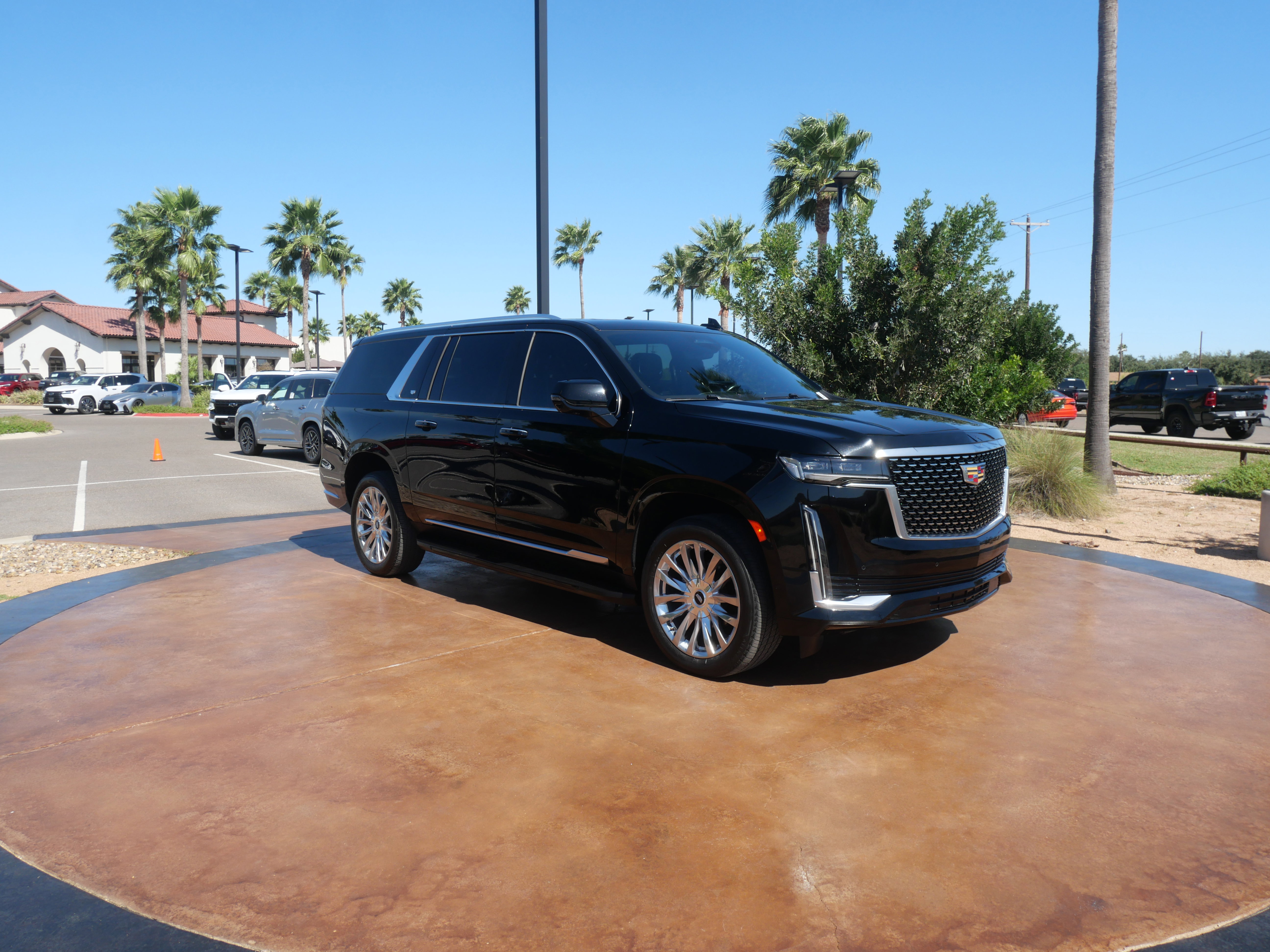 Used 2023 Cadillac Escalade ESV Premium Luxury